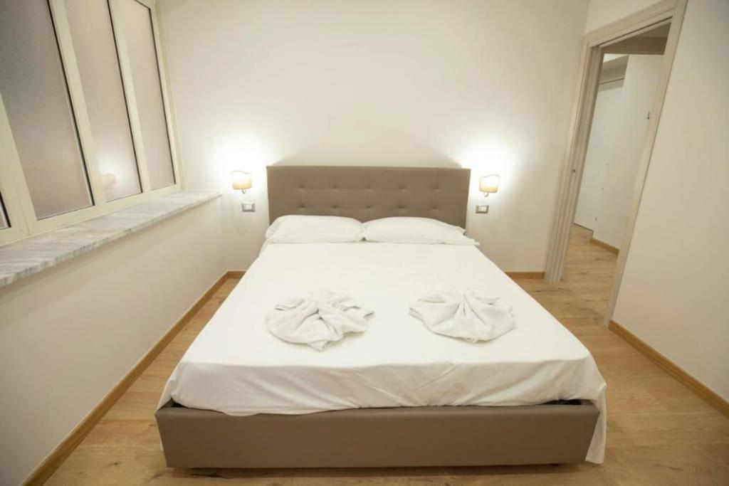 Don Cozzolino Apartment Napoli Bagian luar foto