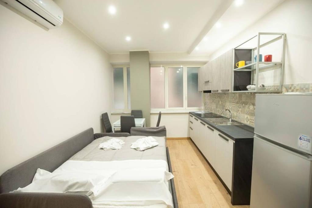 Don Cozzolino Apartment Napoli Bagian luar foto