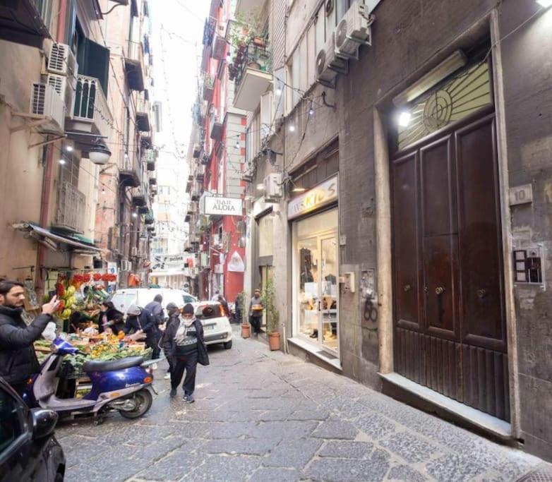 Don Cozzolino Apartment Napoli Bagian luar foto